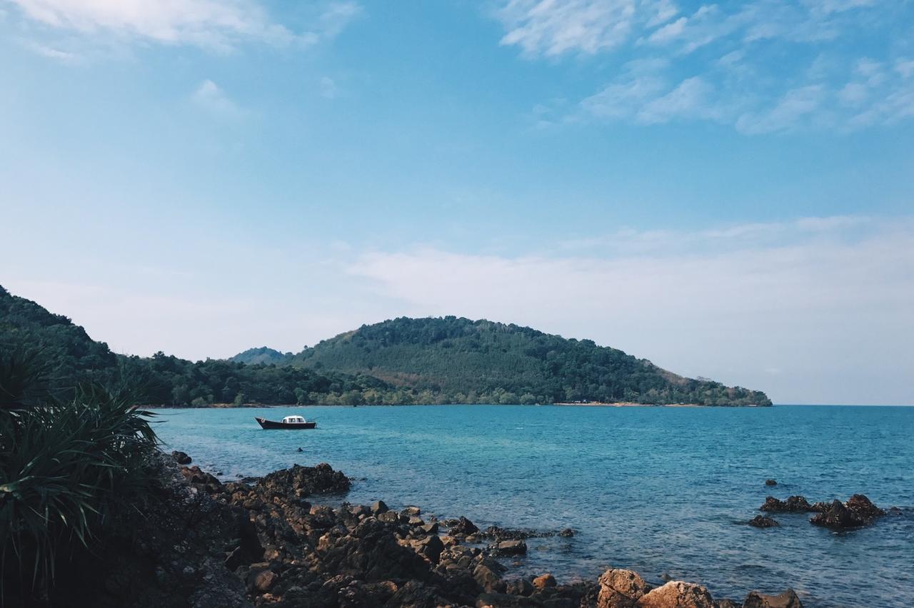 Rock View Terrace Hotel Koh Jum Exterior photo